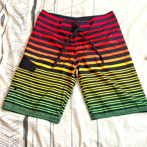 Mossimo - Picture 1 of 4